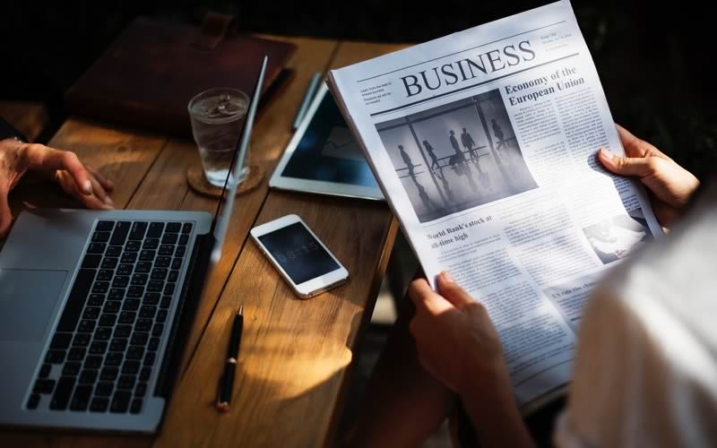 ¿Cómo afectan las noticias al mercado de divisas?